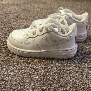 EUC worn one or two times toddler Nike sneakers